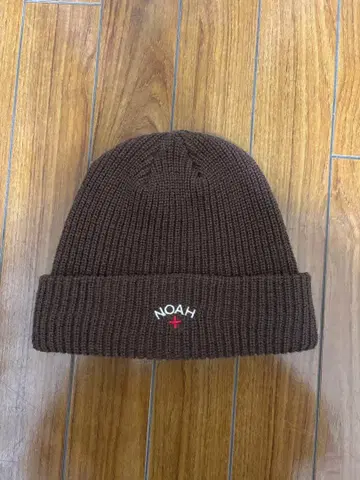 NOAH 브라운 니트 모자