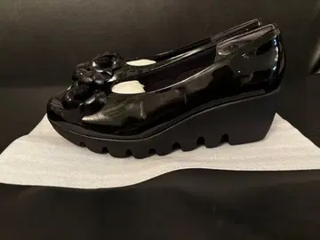 FIRST CONTACT 블랙 펌프스 23.5cm