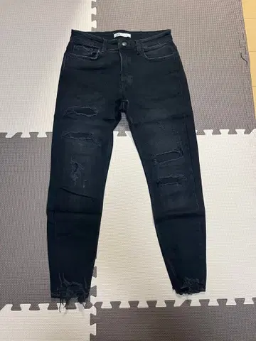 ZARA 데미지 스키니 스트레치 데님