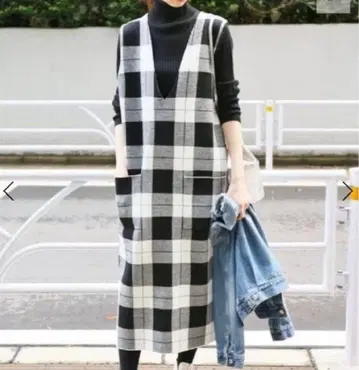 IENA 니트 자카드 체크 원피스 V넥 2WAY 블랙