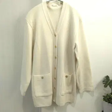 [ RUDY ] 니트 가디건 자켓 화이트 골드 버튼 미들