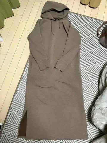 어반 리서치 맨투맨 롱 원피스