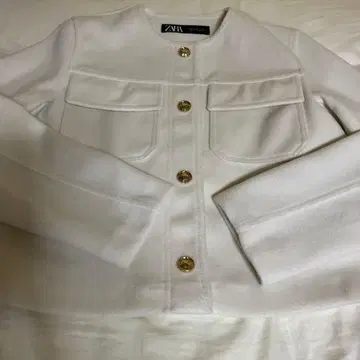 ZARA 화이트 자켓