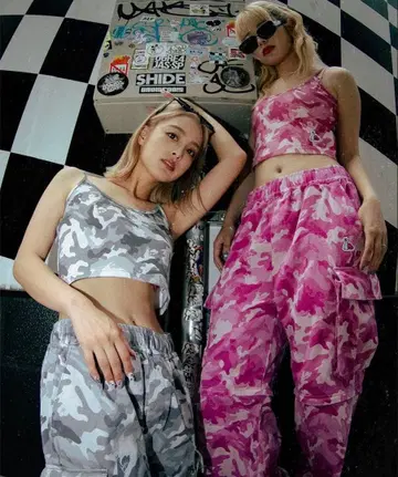 FR2 매실 카모플라쥬 카고 팬츠