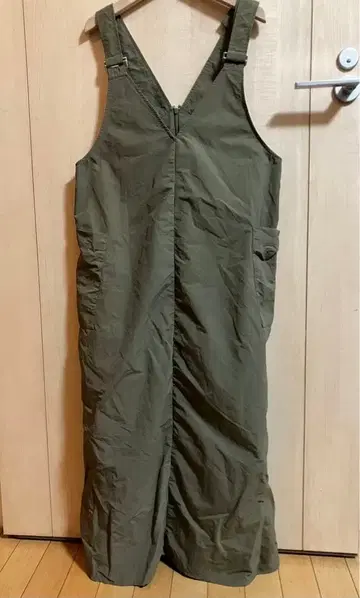 어반 리서치 도어즈 오버롤 스커트 카키