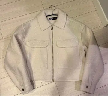 ZARA 아이보리 아우터 새상품급