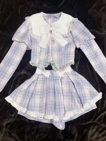 앙크루즈 프릴 달린 셋업