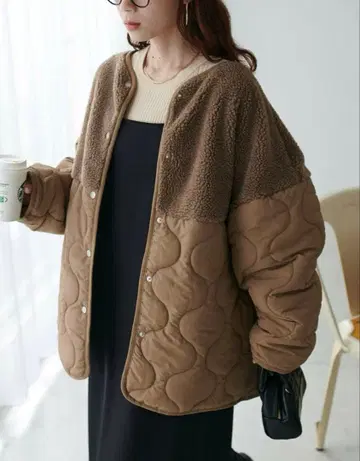 Discoat 보아 절개 퀼팅 자켓