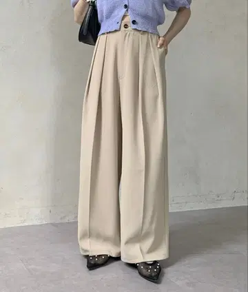 Thevon 2턱 슬랙스 S 베이지 새상품급