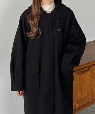 스탠드 칼라 볼륨 슬리브 롱 코트