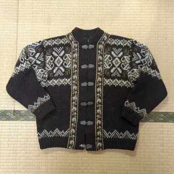 A.S EVEBOFOSS 노르웨이산 로리안 니트 가디건