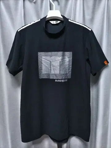 먼싱웨어 모크넥 블랙