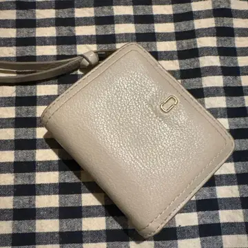 MARC JACOBS 그레이 이단 접이식 지갑