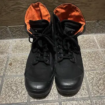 하이컷 스니커즈