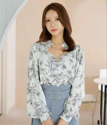 LIP SERVICE LS 체인 2WAY 블라우스