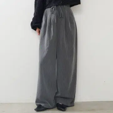 kastane 핀스트라이프 슬랙스