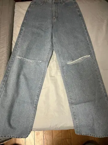 데미지 청바지