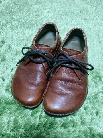 BIRKENSTOCK 브라운 가죽 캐주얼 슈즈 41