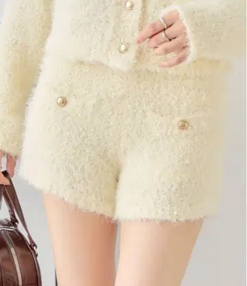 Chico 라메 샤기 숏팬츠 니트 팬츠