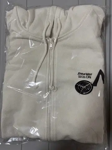 SnowMan 2025-2026 ON 후드티 평소보다 큰 사이즈 XL