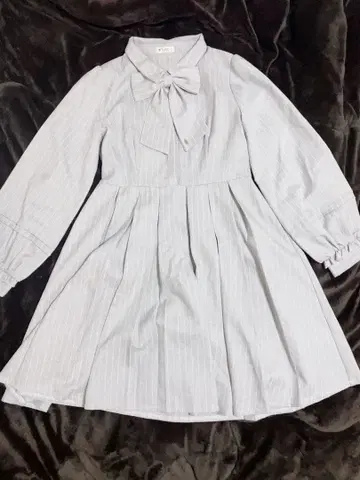 스트라이프 리본 포함 원피스