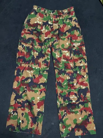스위스군 M83 알펜 카모플라쥬 컴뱃 카고 팬츠 밀리터리