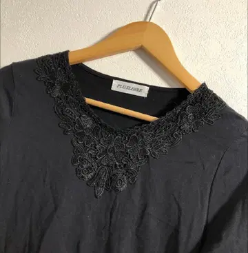 PLUSLIBRE 상의 블랙 M 새상품급