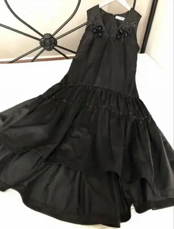 FURFUR 비쥬 티어드 OP 블랙 퍼퍼 드레스 원피스