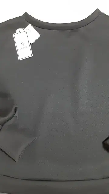 ROPE 피크닉 블랙 풀오버