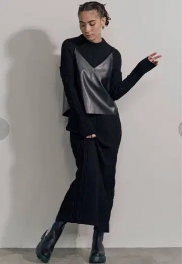 UN3D. 암워머 니트 원피스