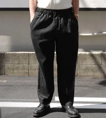 MANUAL ALPHABET 12oz 블랙 데님 이지 와이드 팬츠