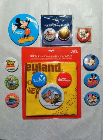 도쿄 디즈니 리조트,  JAL 콜라보 반다나와 캔뱃지 세트
