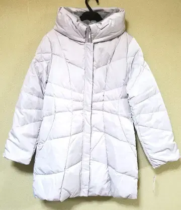[ 새상품 ] 라이트 그레이 다운 자켓 사이즈 13AR
