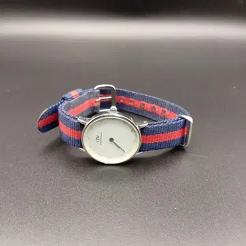 Daniel Wellington 손목시계 네이비/레드