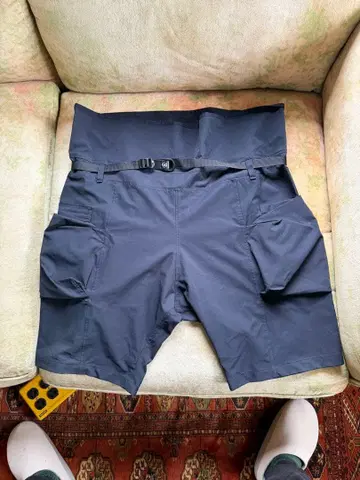 TORAYA EQUIPMENT 네이비 숏팬츠