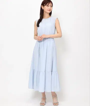 라이트 블루 슬리브리스 맥시 드레스