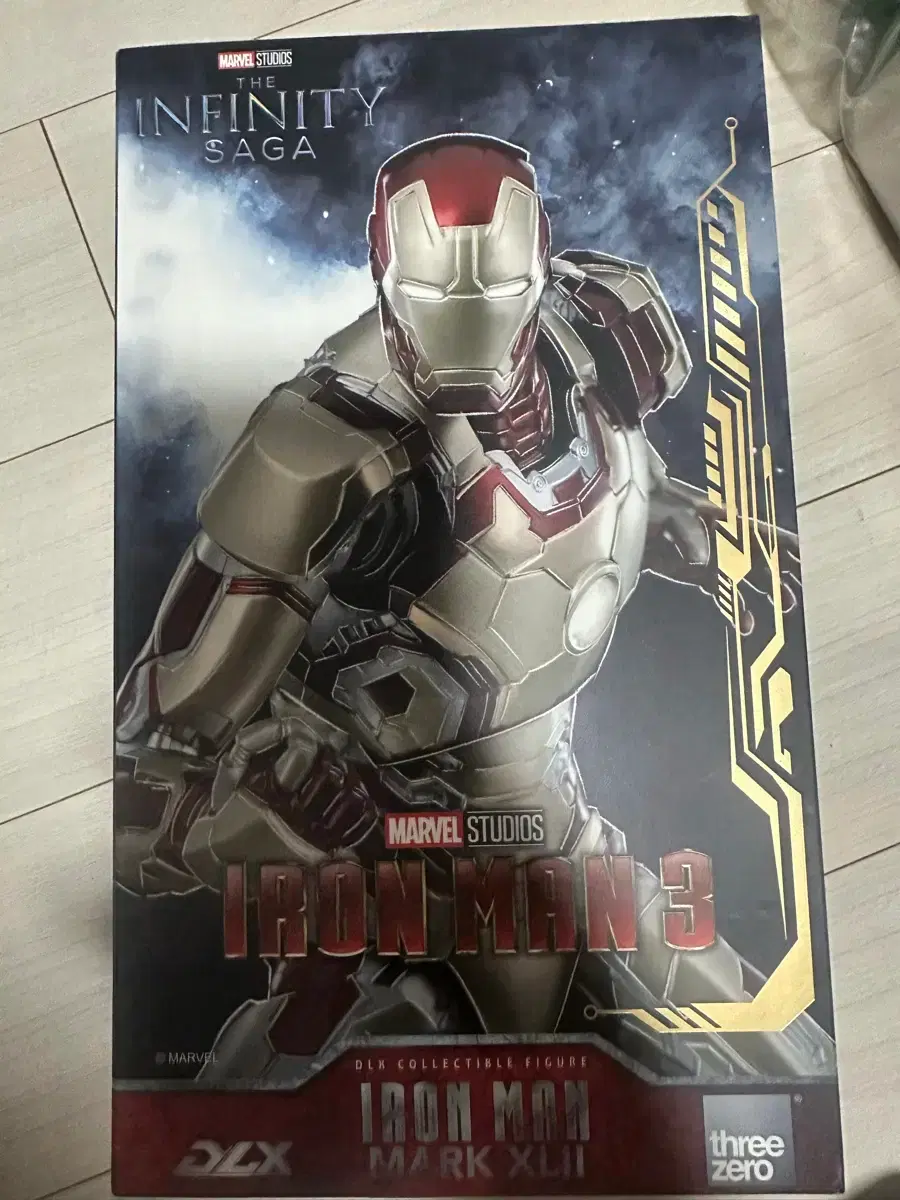 HOT TOYS | 핫토이즈 Iron Man Mark 42 1/4 Scale Figure Hot Toys on Bunjang  Global Site., image size:900x1200