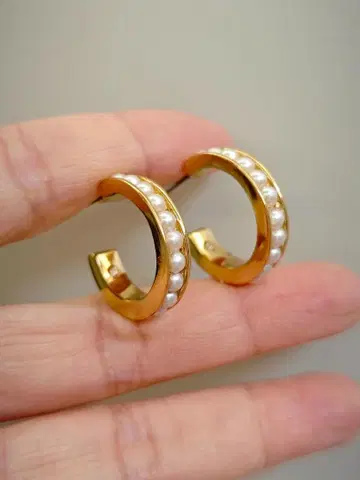 골드 펄 후프 귀걸이