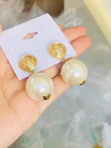 골드 펄 화이트 드롭 귀걸이