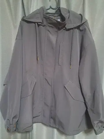 미사용 새상품 SALOON 마운틴 파카 모카 그레이 36