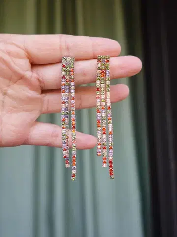 멀티 컬러 스트립 디자인 귀걸이