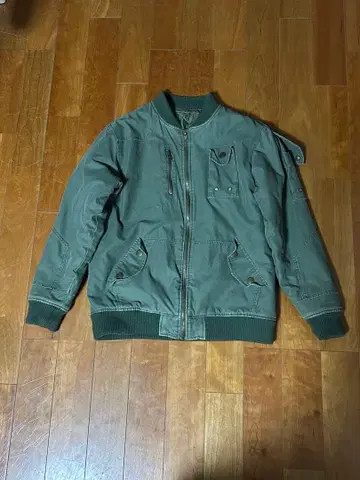 MA-1 스타일 플라이트 자켓 올리브 그린