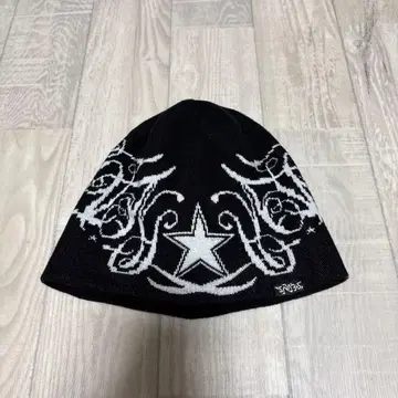 sevns reversible beanie