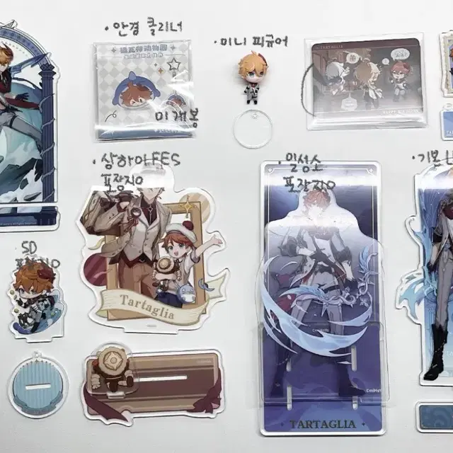 원신 타르탈리아 아크릴 스탠드 피규어 일괄