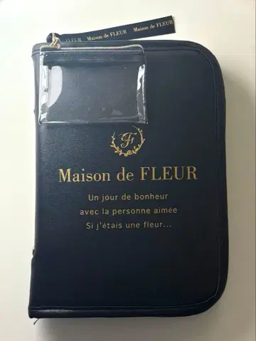 maison de fleur 아크릴 스탠드 케이스 블랙