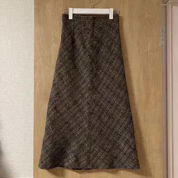 빈티지 체크 무늬 트위드 플레어 스커트