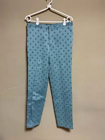 SOWA 패턴 팬츠 아오야기 후미코 착용