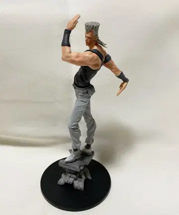 죠죠 J P 폴나레프 초상혁명 피규어