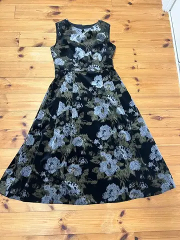 새상품급 ANAYI 38 원피스 꽃무늬 블랙