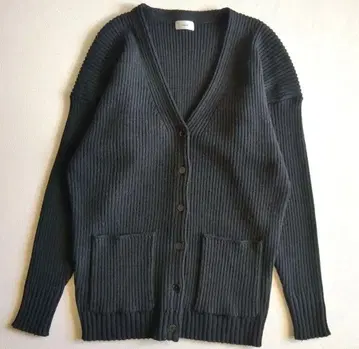 이에나 니트 가디건 하찌 V넥 블랙 루즈핏